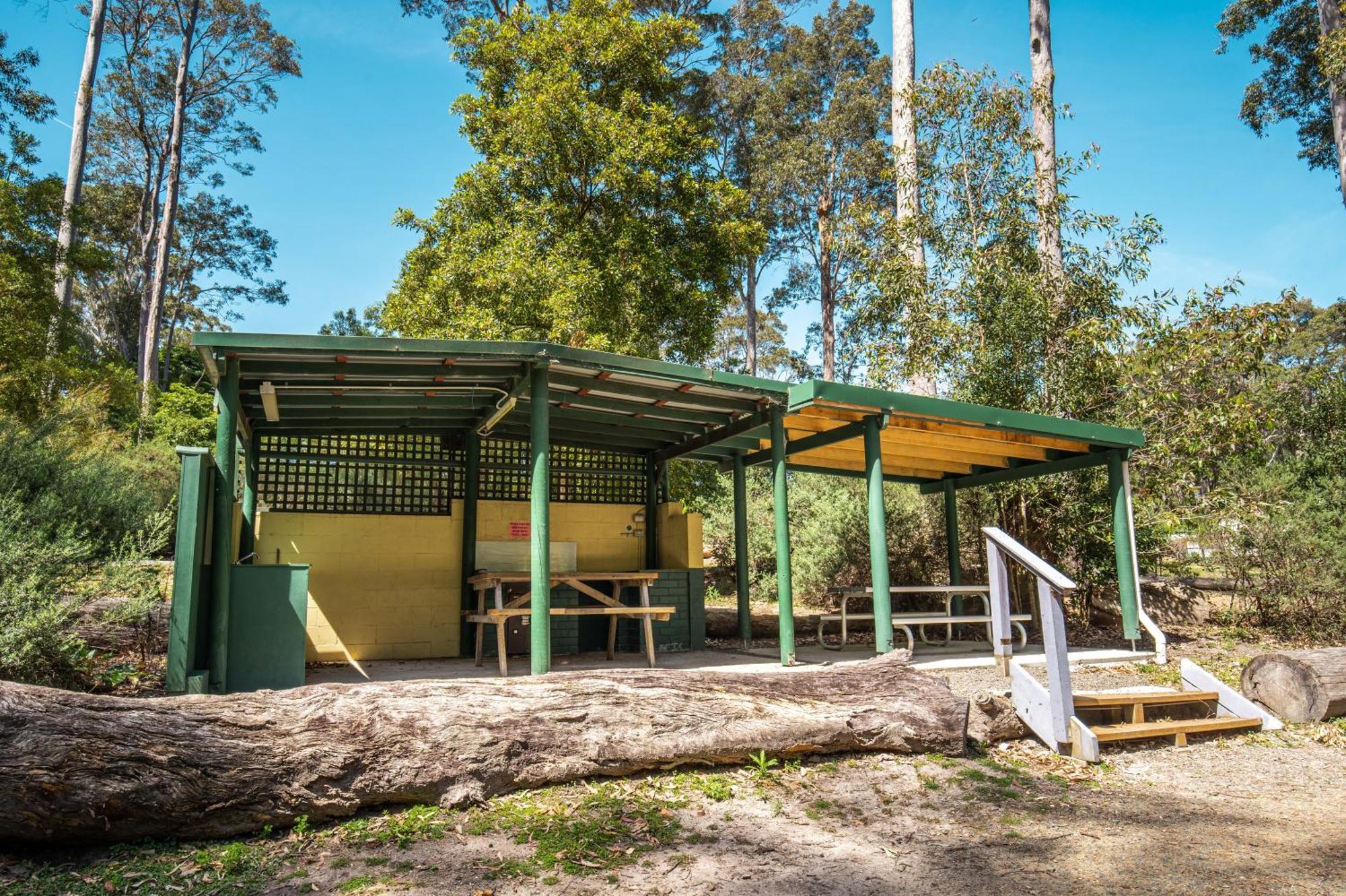 Durras Lake North Holiday Park ภายนอก รูปภาพ